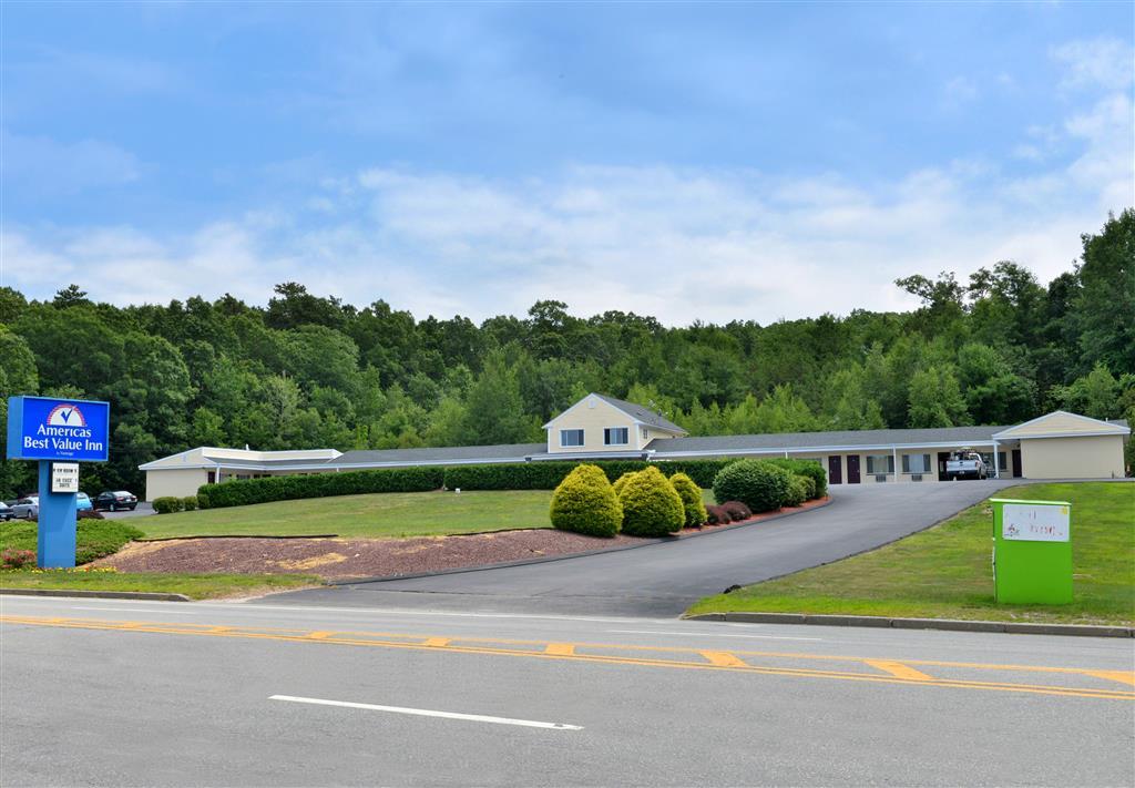Americas Best Value Inn Providence-North Scituate Esterno foto