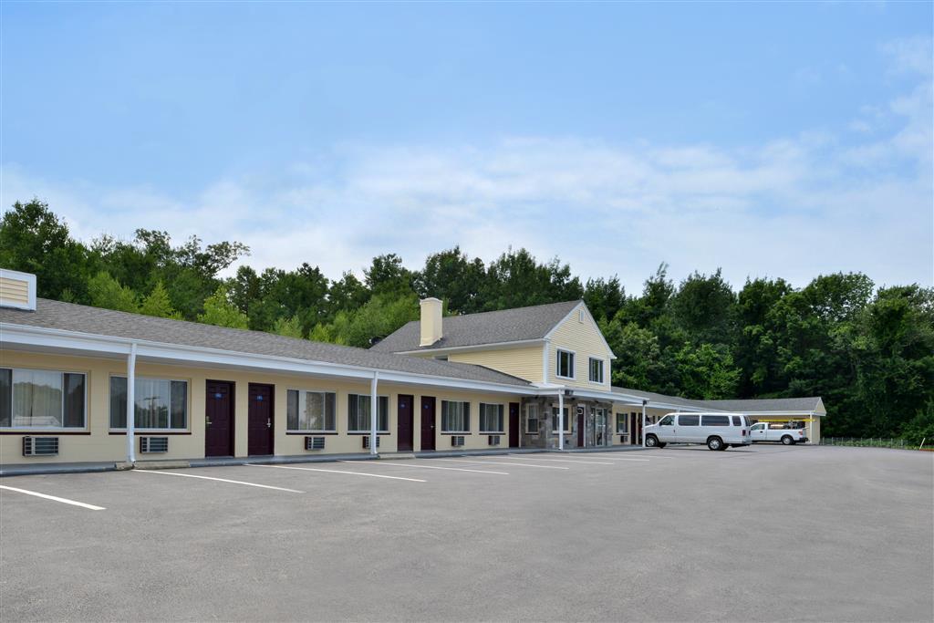Americas Best Value Inn Providence-North Scituate Esterno foto