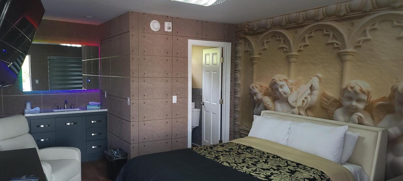 Americas Best Value Inn Providence-North Scituate Esterno foto