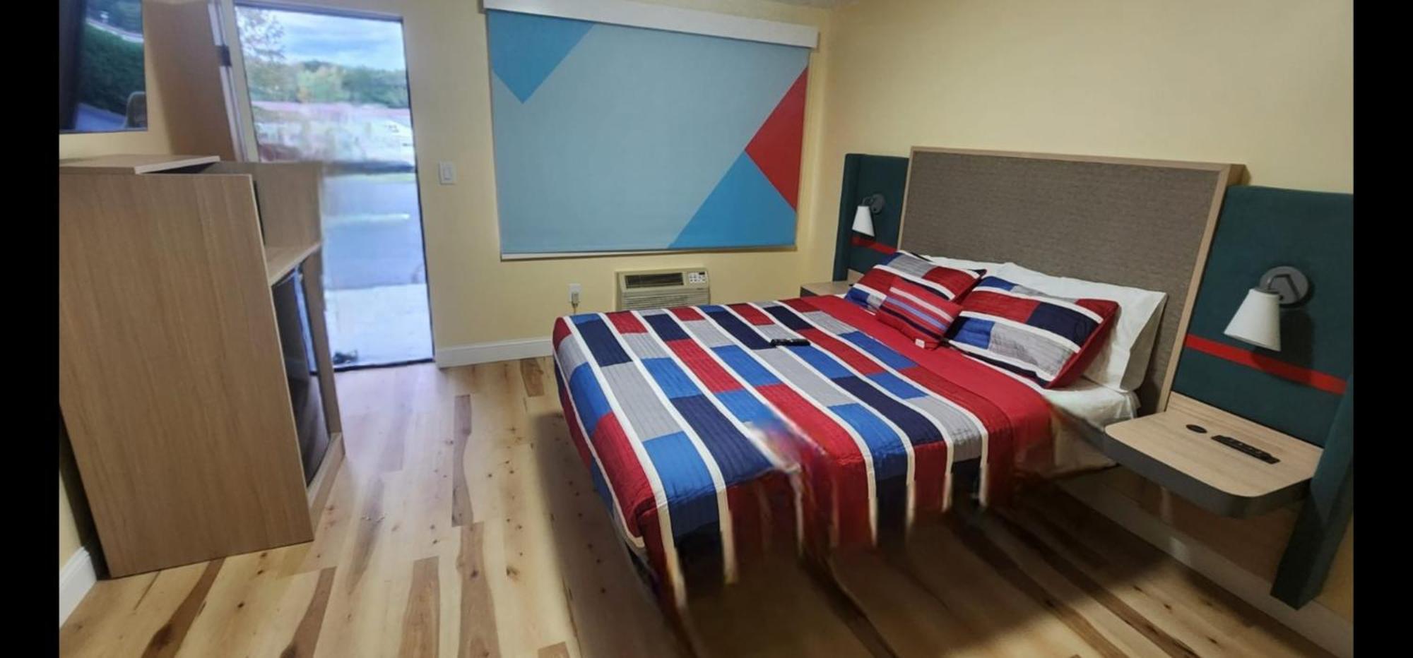 Americas Best Value Inn Providence-North Scituate Esterno foto