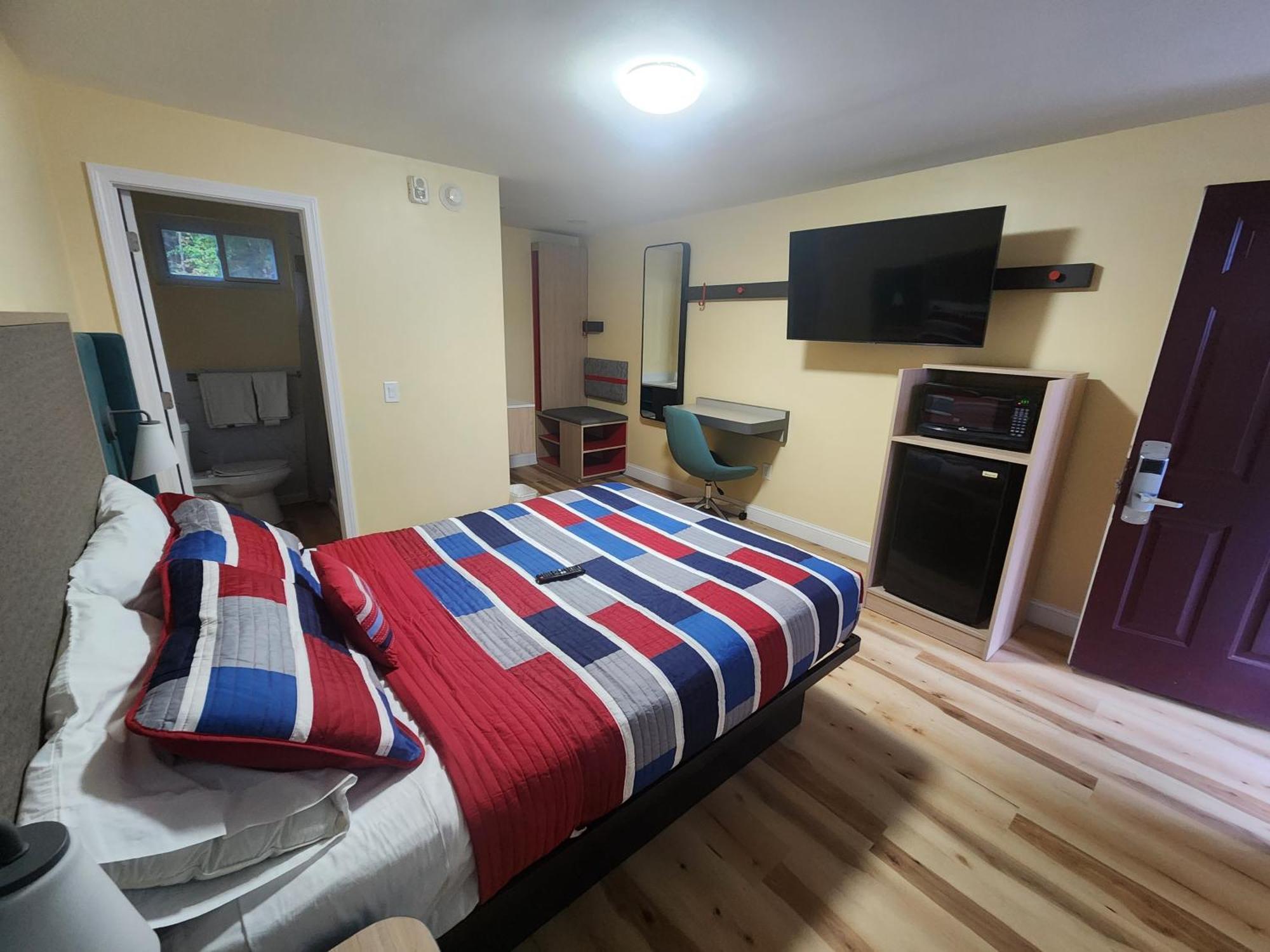 Americas Best Value Inn Providence-North Scituate Esterno foto