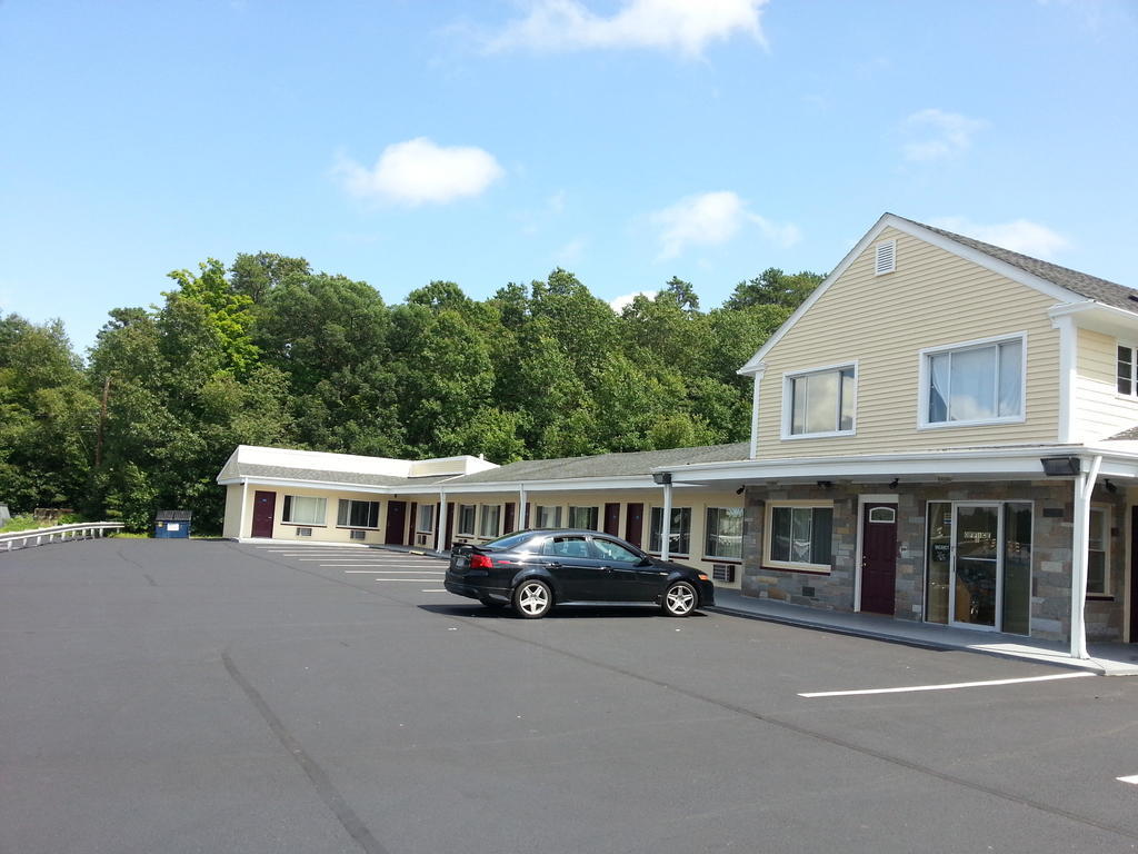 Americas Best Value Inn Providence-North Scituate Esterno foto