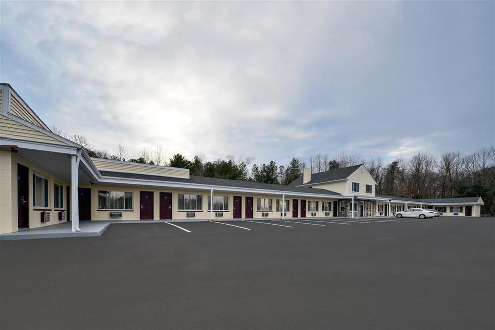 Americas Best Value Inn Providence-North Scituate Esterno foto